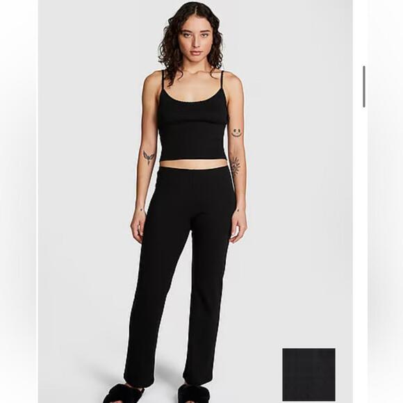 Victoria’s Secret Cotton Heart Pointelle Long Pajama Set - Picture 1 of 1